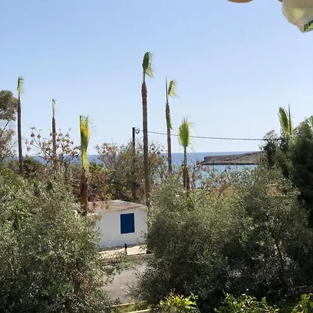 Sea Front Natalia Villa Ajía Nápa