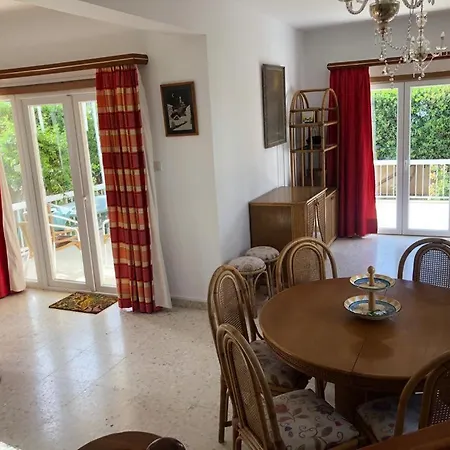Villa Sea Front Natalia Ajía Nápa